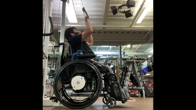 IAmInshal’s Spina Bifida Workouts #27: #pullday With #cablerow And #tricepspushdown And Biceps