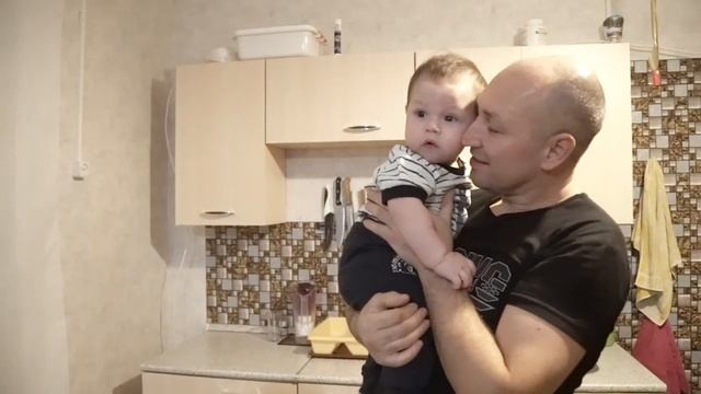 Костромичей просят спасти 8 месячного Ваню Иванова