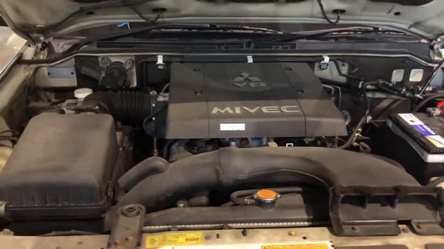 Mitsubishi Pajero 4 6G75