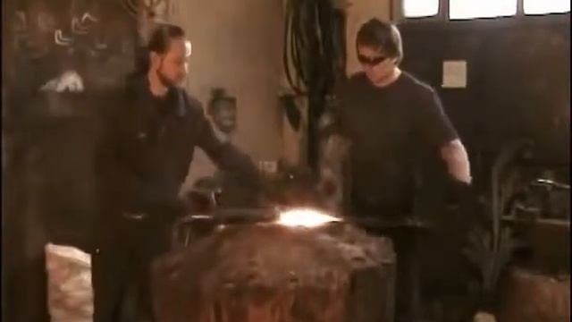 Как куют акантовые листья