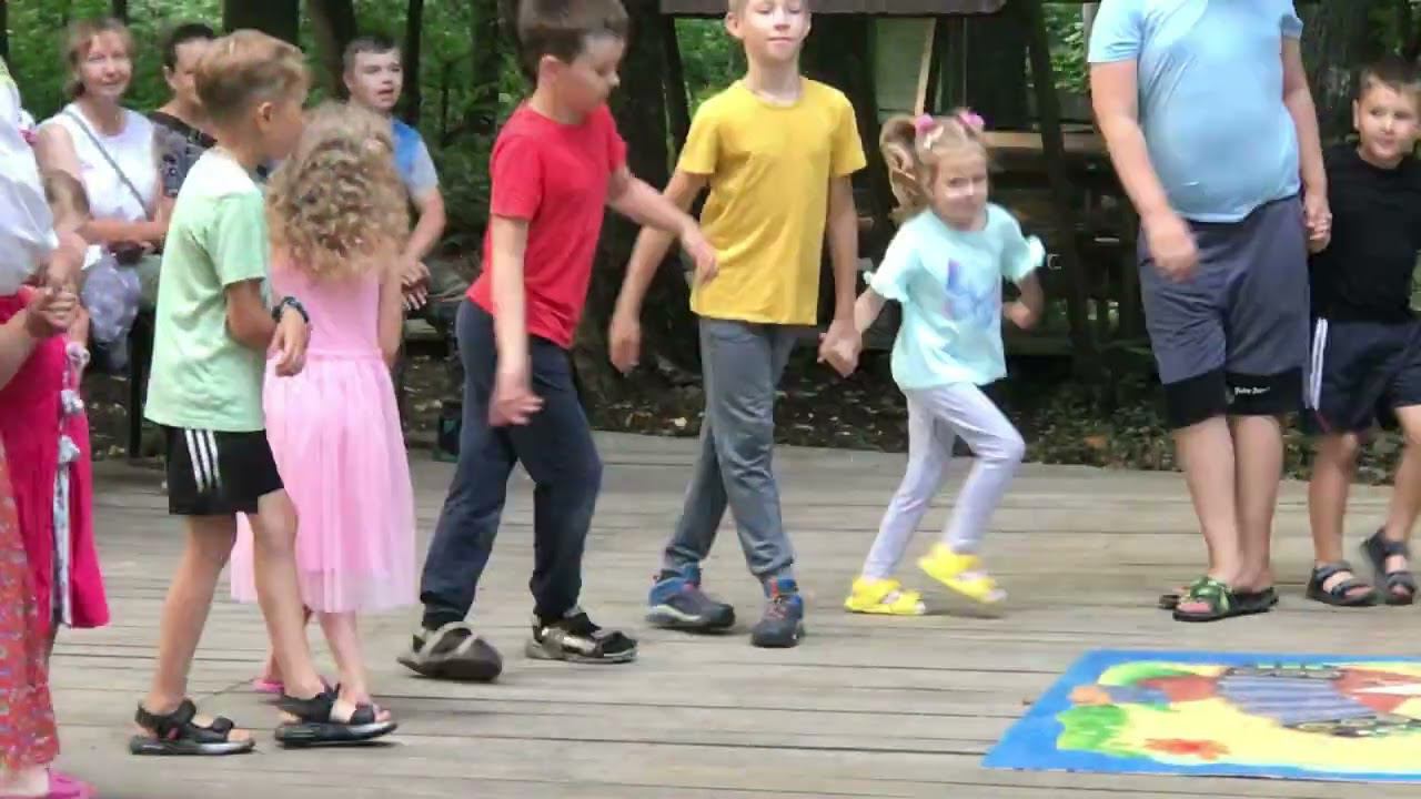 Игры в шиповом лесу