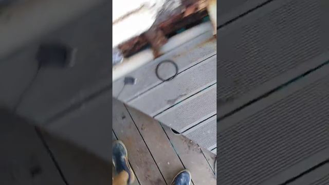 Сварка лестницы в воздушном пространстве