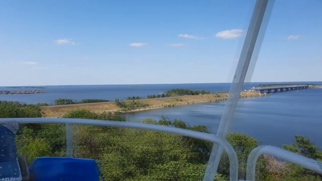 VLOG Даша и Алиса гуляют в парке. Влог от Кости