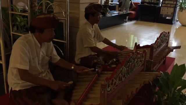 Gamelan Rindik　　Perjalanan  Bali　Aston Kuta Hotel & Residence