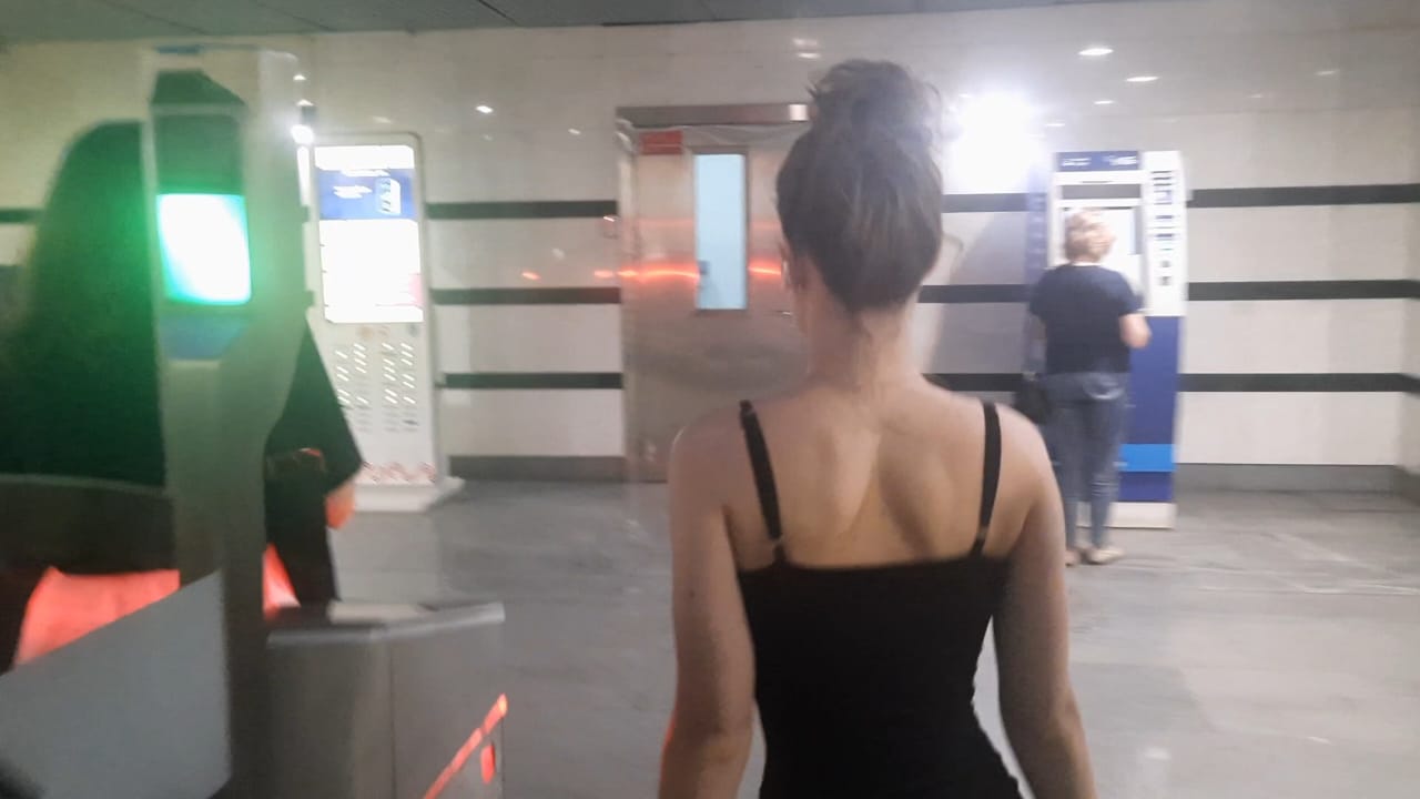 Станция Беломорская, обзор вестибюля остановки метро изнутри, на Беломорской станции метрополитена