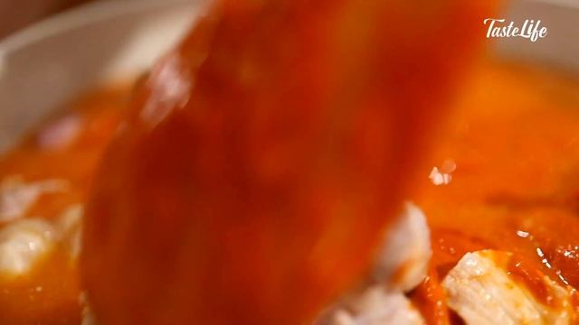 How to Make Perfect Pozole - Spicy Mexican Soup • TasteLife