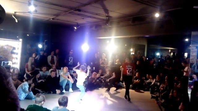 Битва за стиль Fraules Dance Center Novosibirsk 16 10 16 (720p)