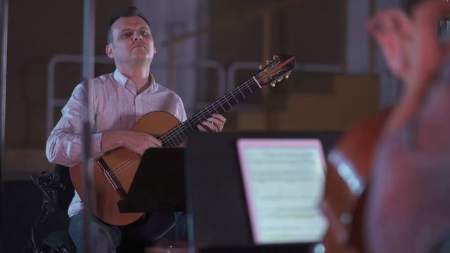 Slava and Sharon Grigoryan perform Julie-O by Mark Summer