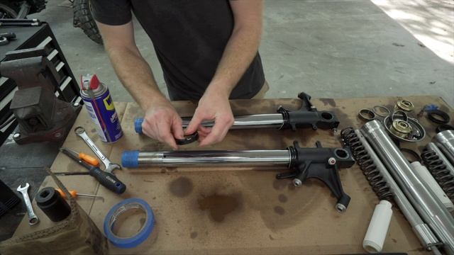 Honda 04-07 CBR1000rr Fork Seal Replacement