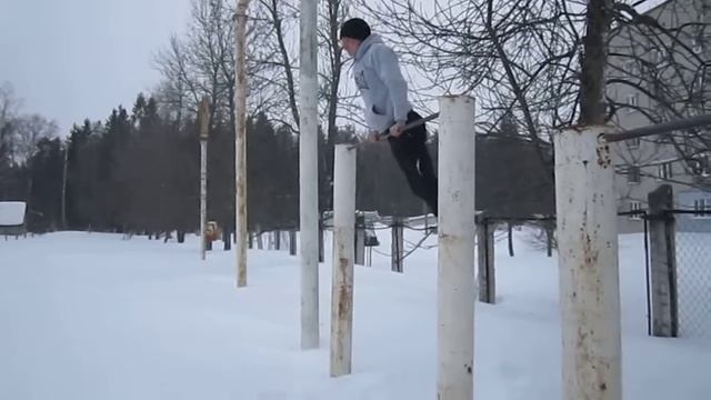 сальто назад с турника(гейнер)