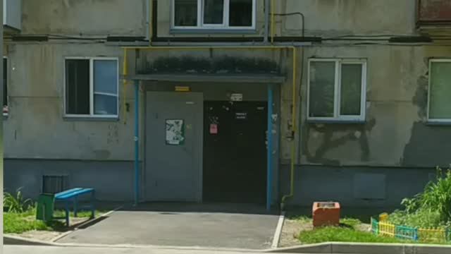 Хроника Будни в городе /Выходной день/Двери в кладову