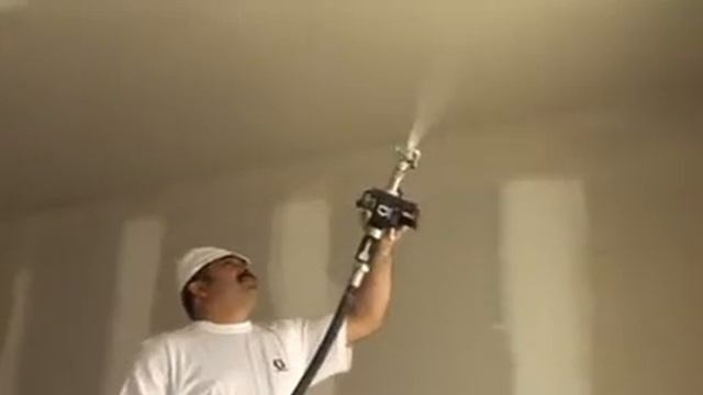 Нанесение шпатлевки аппаратами фирмы Graco (2)