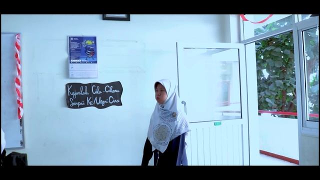Segaris Batik untuk Nadia - Film Pendek Baper ( 2019 )