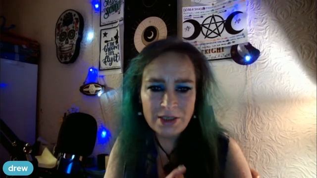 Friday night oracle redings while running ghosttube vox amazing