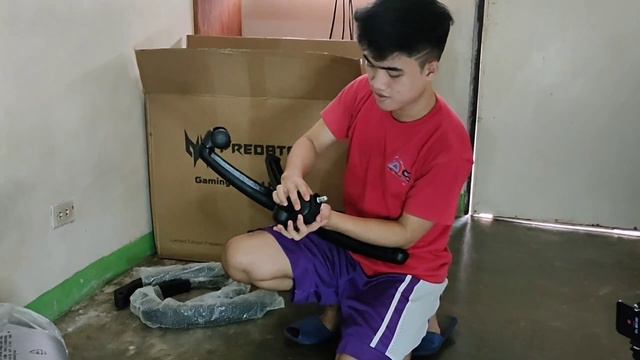 ACER PREDATOR GAMING CHAIR LK-8103 UNBOXING AND ASSEMBLING (Helios 300 2020) Freebie | John Doblon