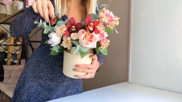 композиция в ШЛЯПНОЙ КОРОБКЕ