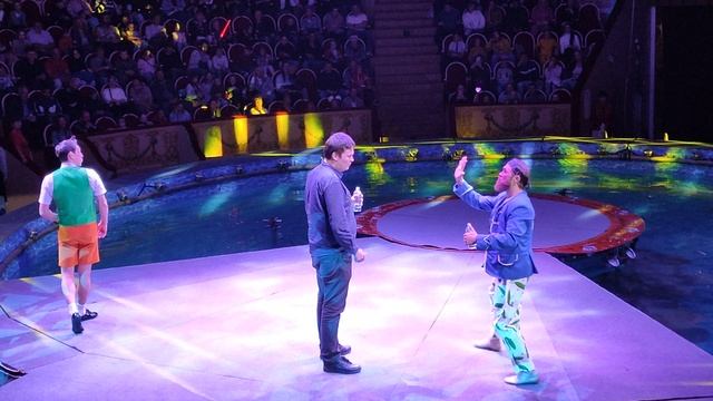 VID_20220901_194743.mp4