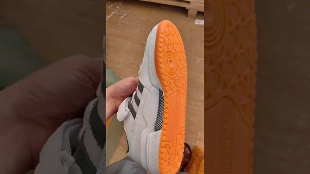 Adidas Forum Low, белые с зелеными полосками
