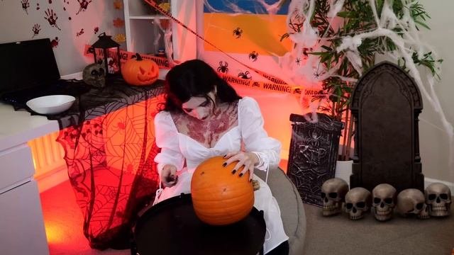 Атмосферний ШОПІНГ та ПРОКЛЯТИЙ БУДИНОК? ХЕЛЛОВІН ?