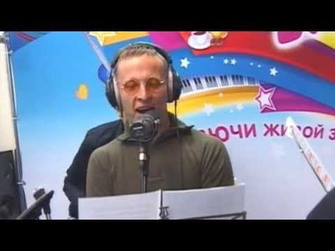 Иван Охлобыстин разыграл слушательницу и спел