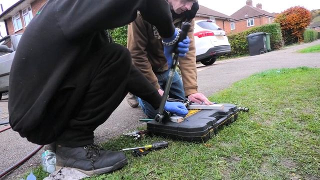 Nissan Navara/Frontier d40 - Cylinder Head & Gasket P2. Fitting & Engine Rebuild - YD25