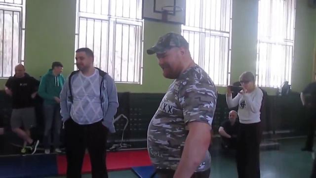 Стас БАРЕЦКИЙ ПОДРАЛСЯ с ДАЦИКОМ на ножах