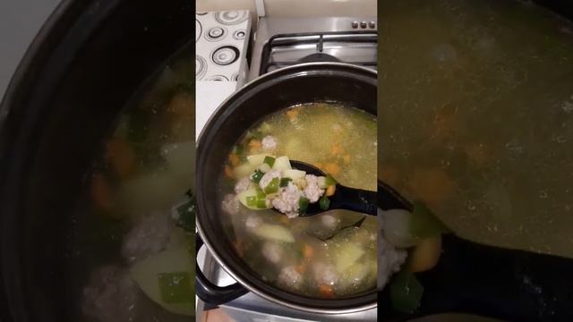 быстрый суп с зеленым горошком и рисом