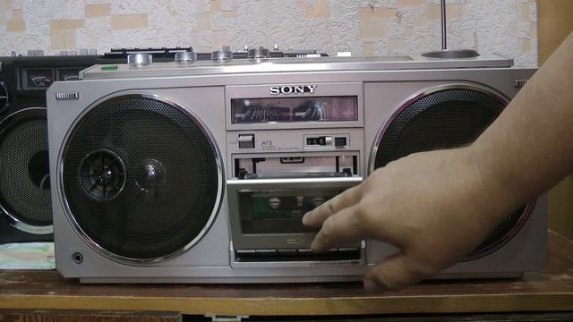 16 Sony CFS 66