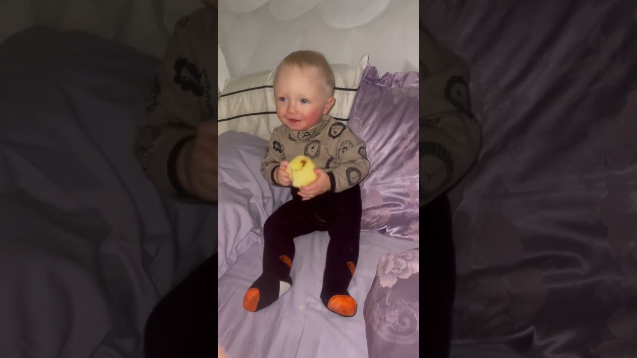 Делиться яблоком в планах не было
