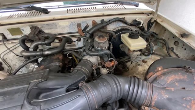 Toyota Hilux falando sobre a junta da tampa de válvula x turbina