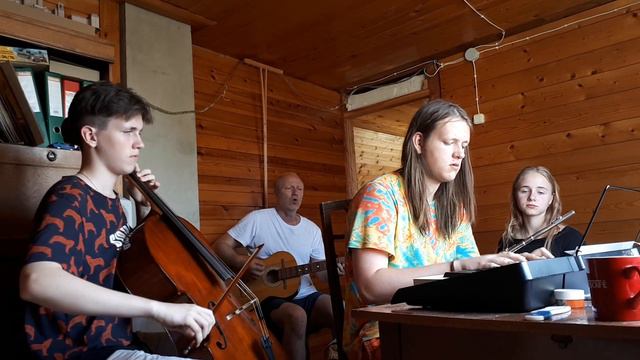 D'Iackoff band: "Девушка пела в церковном хоре.."