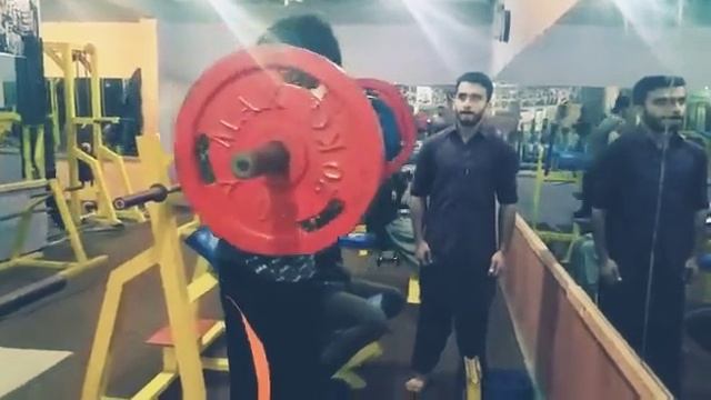 Arm practice (80) (kg) in biceps.