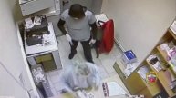 Полицией задержан подозреваемый в разбойном нападении на магазин на Онежской улице Москвы