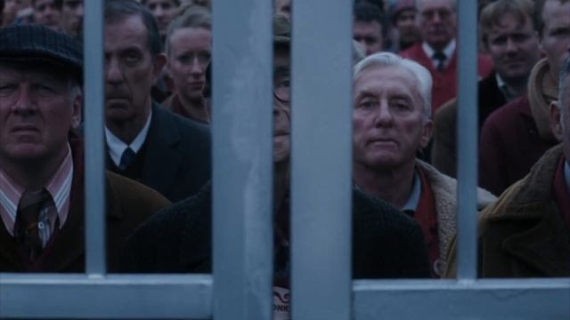 3 ВОПРОСА К ФИЛЬМУ "ЧАРЛИ И ШОКОЛАДНАЯ ФАБРИКА"