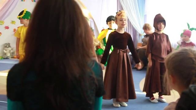 Анютка-картошка на Празднике Осени