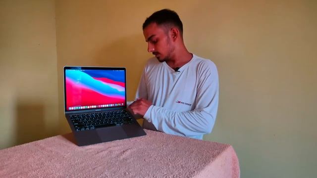 Apple MacBook unboxing | first impression | my first laptop machine | crazy performance in Hindi