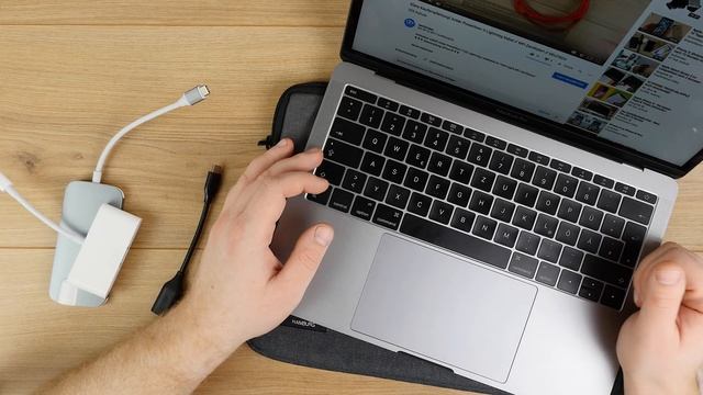 MacBook Pro 2016/2017 OHNE Touchbar - Test Fazit nach 9 Monaten Dauernutzung // Review // DEUTSCH
