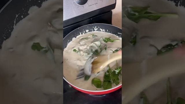 Creamy Carbonara Sauce with Spinach @Mrs.JDKitchen #carbonara #spinach #creamy #viral