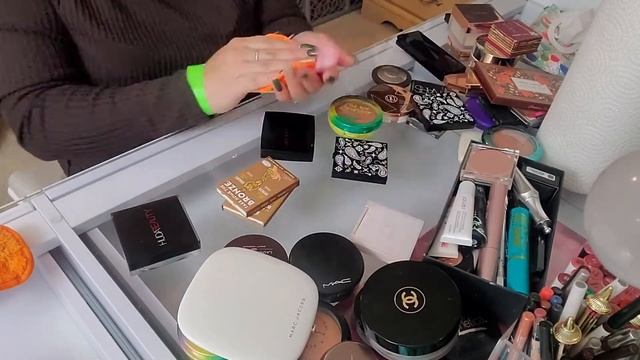 Building and Organizing-  Impressions Vanity Slaystation