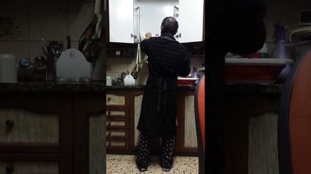 Вот так надо мыть посуду!