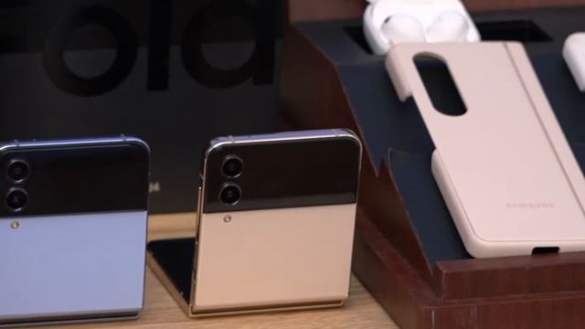 LIVE UNBOXING + Q&A Samsung Foldables (Galaxy Z Fold 4 & Flip 4)