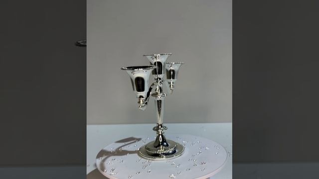 900101 Подсвечник