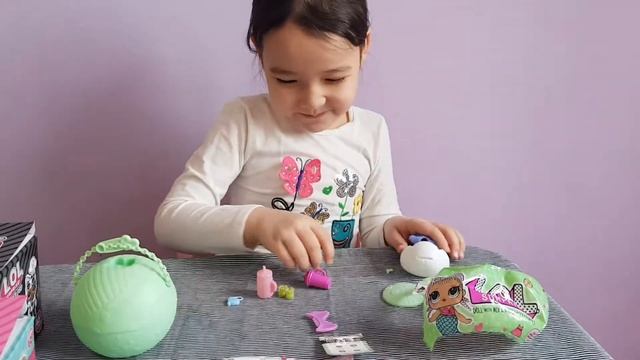 Распаковка куклы LOL .