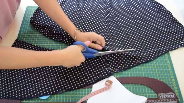 Como poner mangas a tus vestidos fácilmente | El Borde de mi Falda