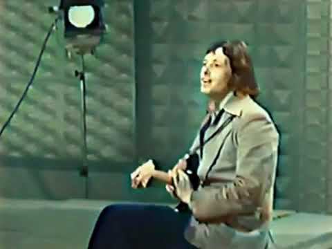 ВИА Ариэль - СТАРАЯ ПЛАСТИНКА (муз.Н.Богословского - сл.Я.Родионова)