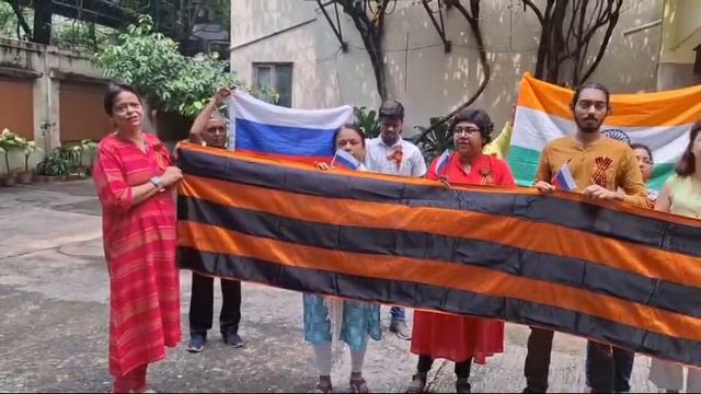 Под знаменем Победы: акция "Георгиевская ленточка" прошла в Калькутте