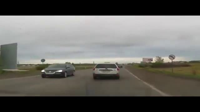 Пьянь на дороге 24.05.2013 участок трассы Абакан - Подсинее