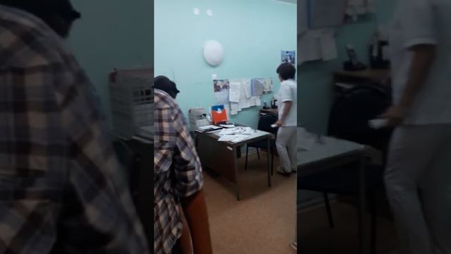 Сызрань. Оборзевшие врачи в травмпункте