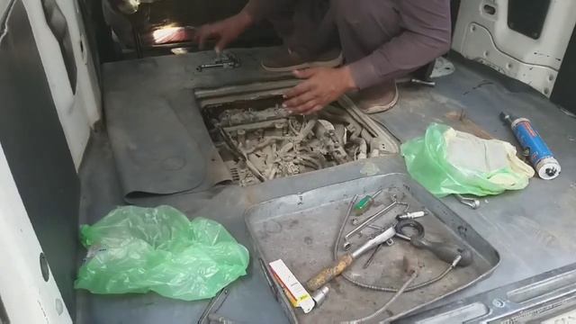 Honda Acty van engine location