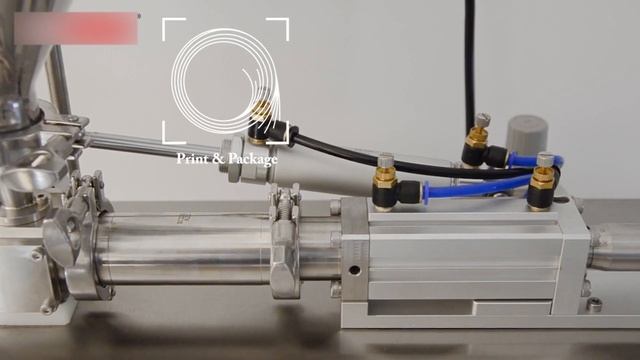 Пневматический розлив с емкостью избыточного давления для труднотекущих продуктов